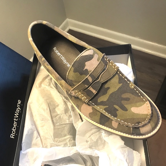 Robert Wayne Other - ❤️NWT Preppy Camo Suede Loafer 8.5 or 10.5 Women❤️